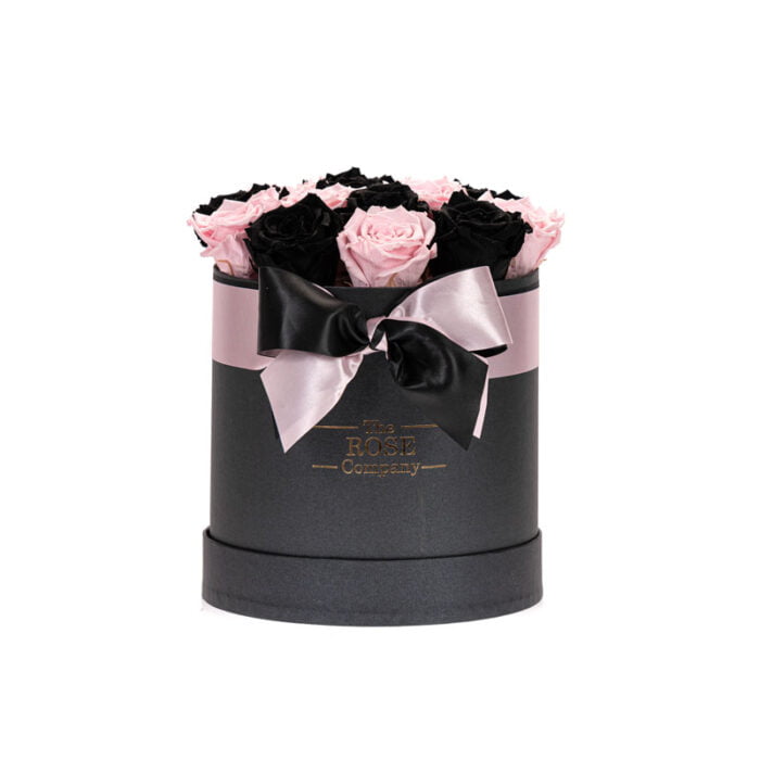 Forever Roses Midi Flower Box Με Ροζ & Μαύρα Τριαντάφυλλα Σε Μαύρο Κουτί