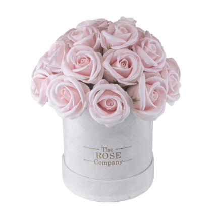 Infinity Roses baby βελούδινο λευκό κουτί με ροζ τριαντάφυλλα που διαρκούν για πάντα