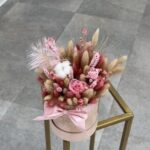 Forever Αποξηραμένα Λουλούδια (Ροζ – Μπεζ Απόχρωση) σε Baby Nude Velvet Κουτί - Image 2